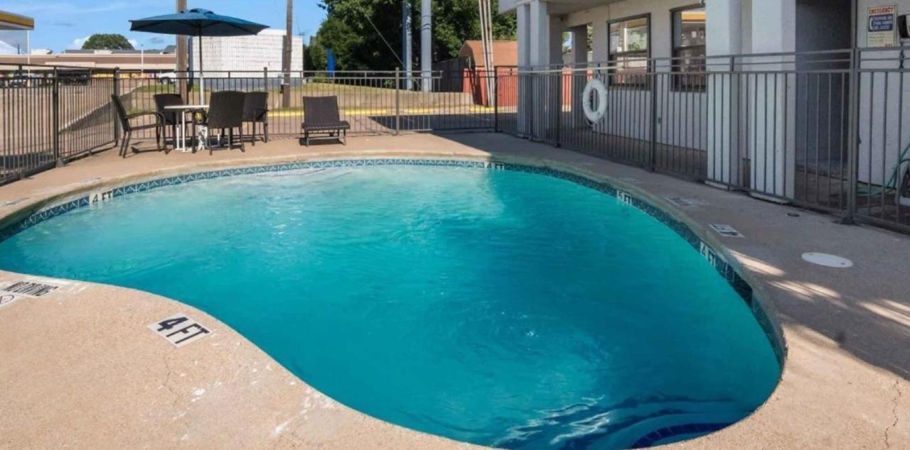 Motel 6 Irving - Loop 12 Екстериор снимка