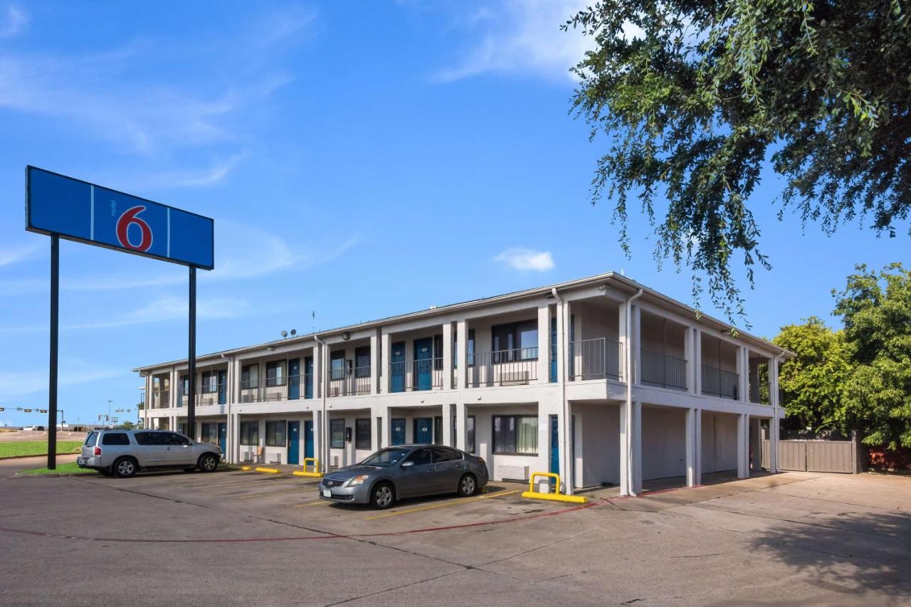 Motel 6 Irving - Loop 12 Екстериор снимка