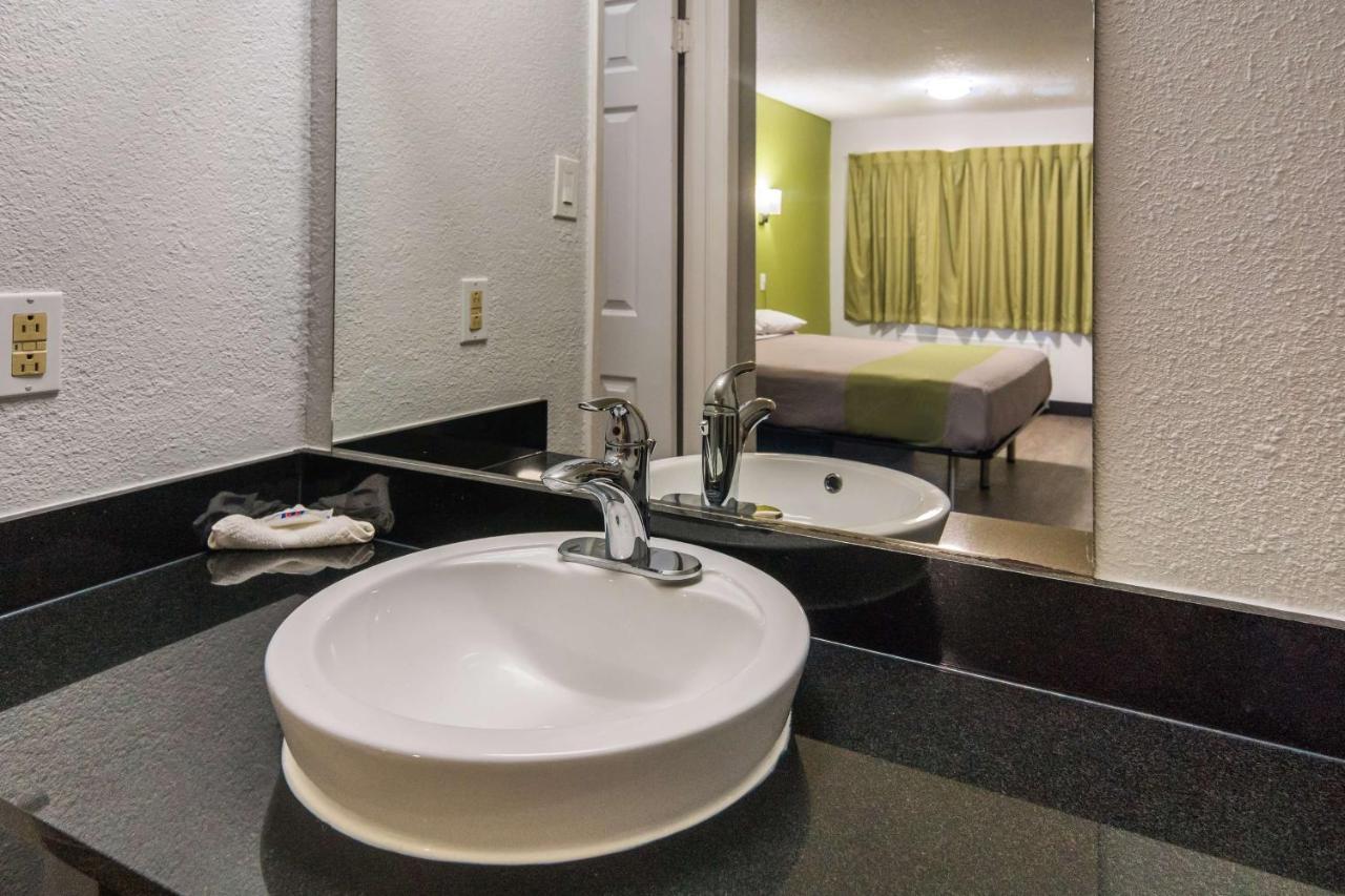 Motel 6 Irving - Loop 12 Екстериор снимка
